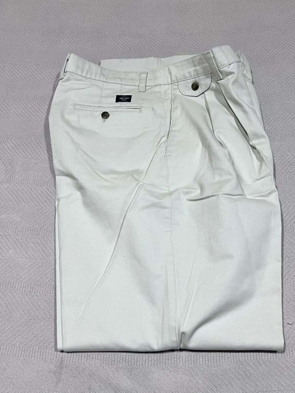 Dockers Pants Mens 38x34 Cream Khaki Vintage Double Pleated High Waist 90s Cuff